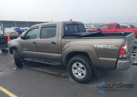 2014 Toyota Tacoma Prerunner V6 z USA, uszkodzony, nr VIN 5TFJU4GN4EX053672